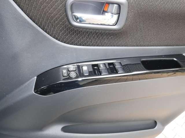 Ref:AUX-10941995 NISSAN ROOX 2012 14 Ref:AUX-10941995 NISSAN ROOX 2012 - Image 14