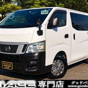 2013 Nissan Nv350Caravan Van white diesel used car Japan export
