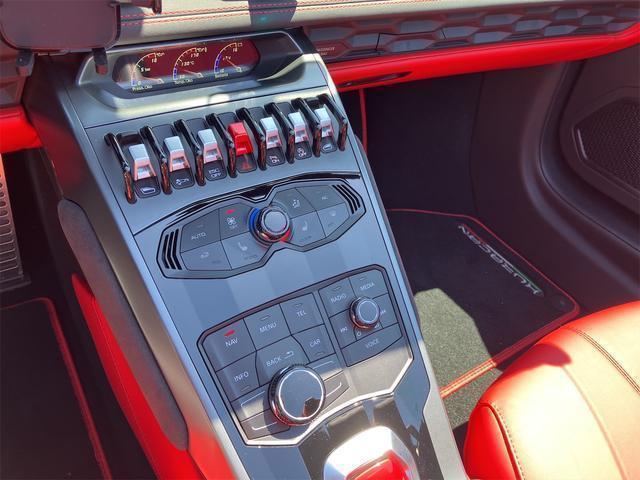 Ref:AUX-11119892 LAMBORGHINI HURACAN 2018 11 Ref:AUX-11119892 LAMBORGHINI HURACAN 2018 - Image 11