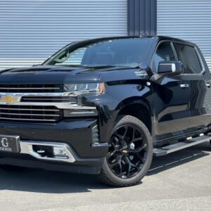 2021 Chevrolet Chevrolet Silverado black gasoline used car Japan export