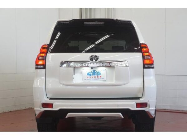 Ref:AUX-11720230 TOYOTA LAND CRUISER PRADO 2020 - Image 11
