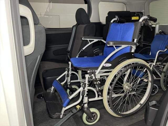 Ref:AUX-11847674 TOYOTA VELLFIRE 2012 - Image 16