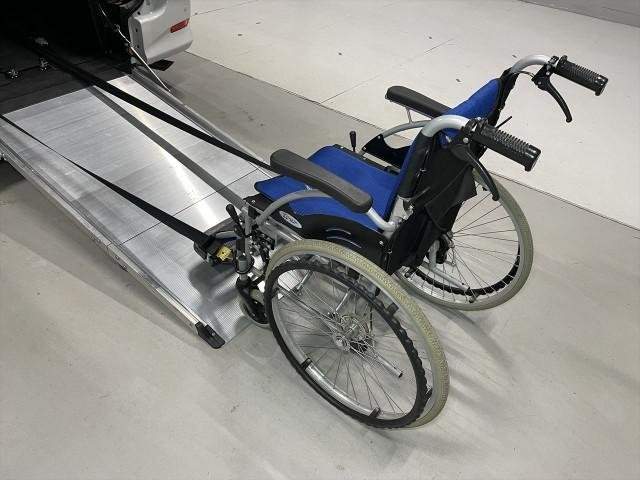 Ref:AUX-11847674 TOYOTA VELLFIRE 2012 - Image 8