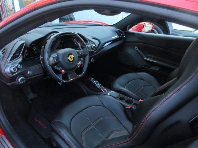 Ref:AUX-12287708 FERRARI 488 GTB 2017 - Image 12