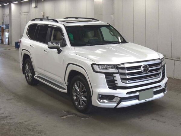Ref:AUX-13083554 TOYOTA LAND CRUISER 2023