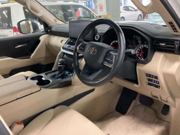 Ref:AUX-13098700 TOYOTA LAND CRUISER 2023 - Image 6