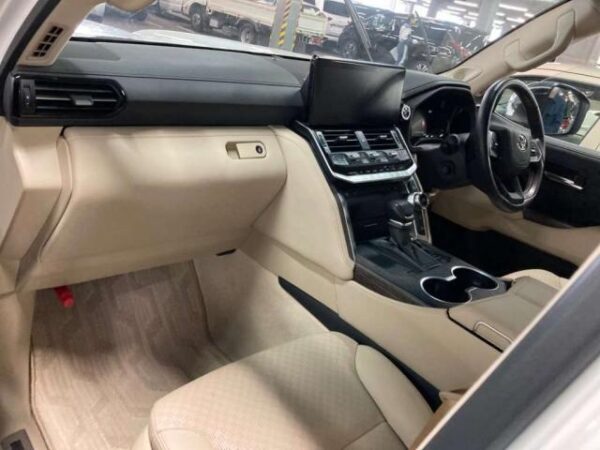 Ref:AUX-13098700 TOYOTA LAND CRUISER 2023 - Image 7