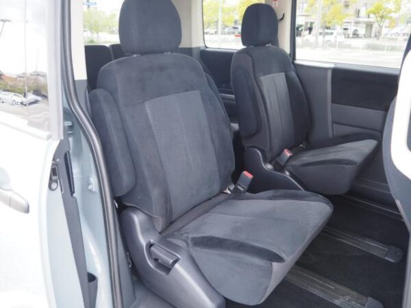 Ref:AUX-13376657 MITSUBISHI DELICA D:5 2009 - Image 12