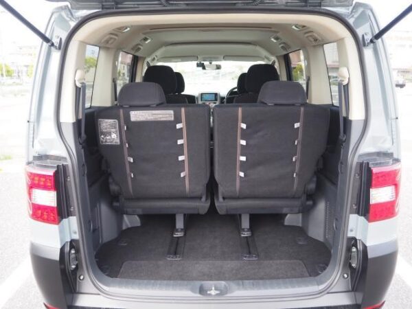 Ref:AUX-13376657 MITSUBISHI DELICA D:5 2009 - Image 16