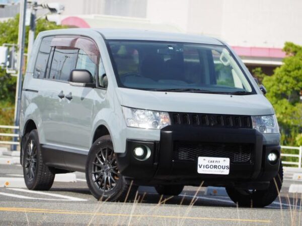 Ref:AUX-13376657 MITSUBISHI DELICA D:5 2009