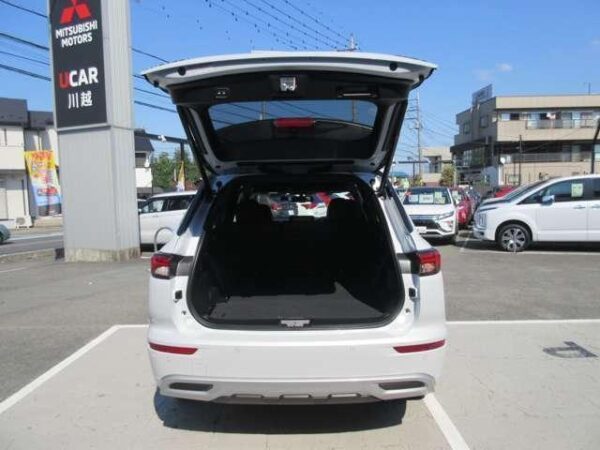 Ref:AUX-14244810 MITSUBISHI OUTLANDER PHEV 2023 - Image 12