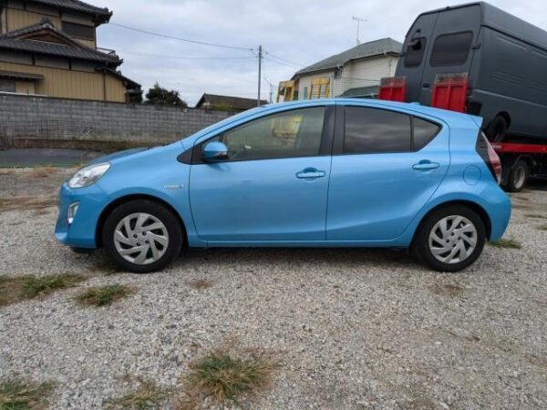 Ref:AUX-14497895 TOYOTA AQUA 2015 - Image 15