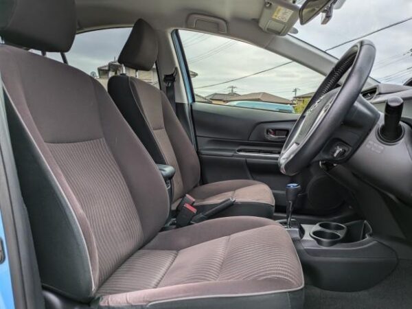 Ref:AUX-14497895 TOYOTA AQUA 2015 - Image 5
