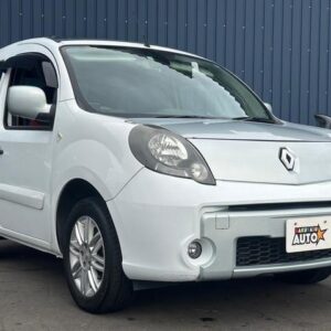 2011 Renault Kangoo Bebop white gasoline used car Japan export