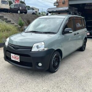 2012 Toyota Sienta gray gasoline used car Japan export