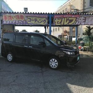 2014 Toyota Voxy black gasoline used car Japan export