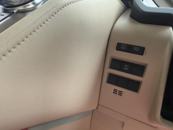 Ref:AUX-15001706 TOYOTA LAND CRUISER 2023 - Image 13
