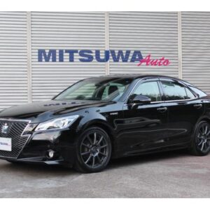 2013 Toyota Crown Hybrid black hybrid used car Japan export