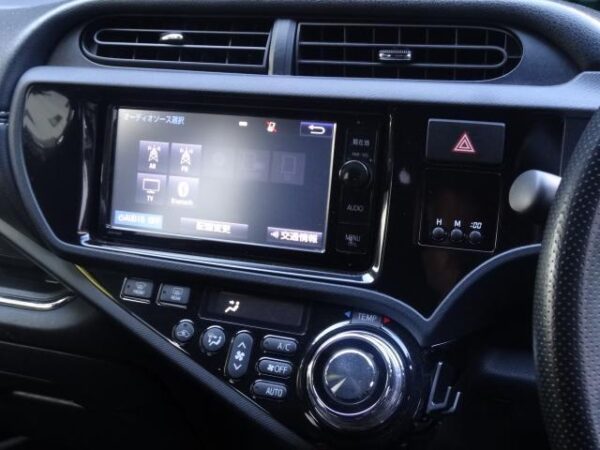 Ref:AUX-15316542 TOYOTA AQUA 2014 - Image 20