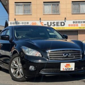 2014 Nissan Fuga Hybrid black hybrid used car Japan export