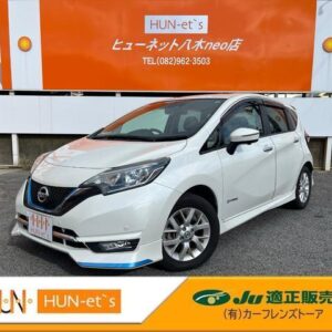 2017 Nissan Note pearl hybrid used car Japan export