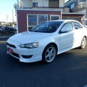 2007 Mitsubishi Galant Fortis pearl gasoline used car Japan export
