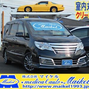 2014 Nissan Serena black hybrid used car Japan export