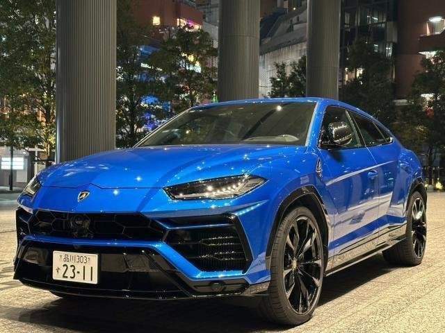 Ref:AUX-15852662 LAMBORGHINI URUS 2023