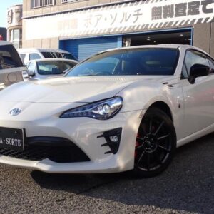 2019 Toyota 86 pearl gasoline used car Japan export
