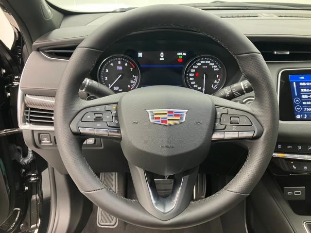 Ref:AUX-15978989 CADILLAC CADILLAC XT4 2024 - Image 10