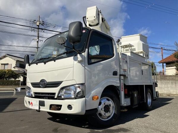 Ref:AUX-16073371 HINO DUTRO 2017