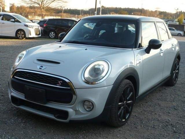Ref:AUX-16098901 MINI MINI 2018