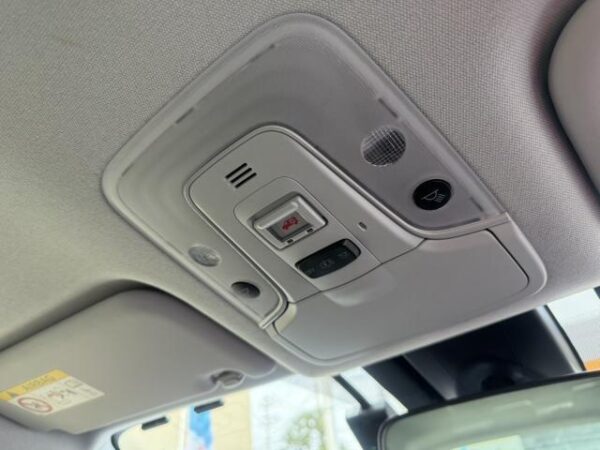 Ref:AUX-16261145 TOYOTA PRIUS 2019 - Image 13
