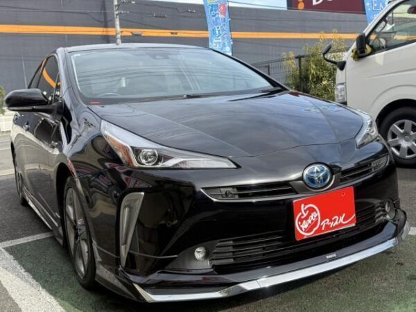 Ref:AUX-16261145 TOYOTA PRIUS 2019