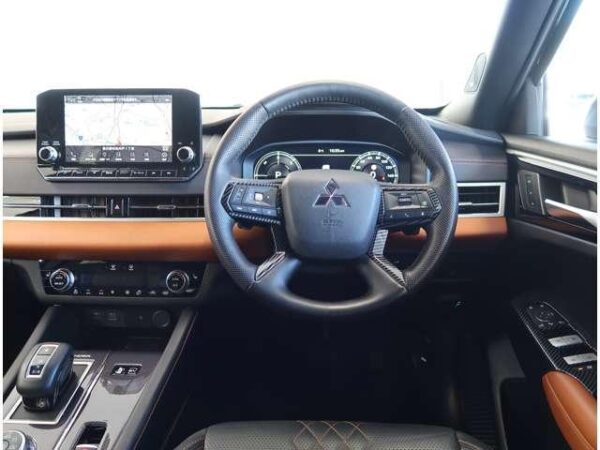Ref:AUX-16603329 MITSUBISHI OUTLANDER PHEV 2023 - Image 3