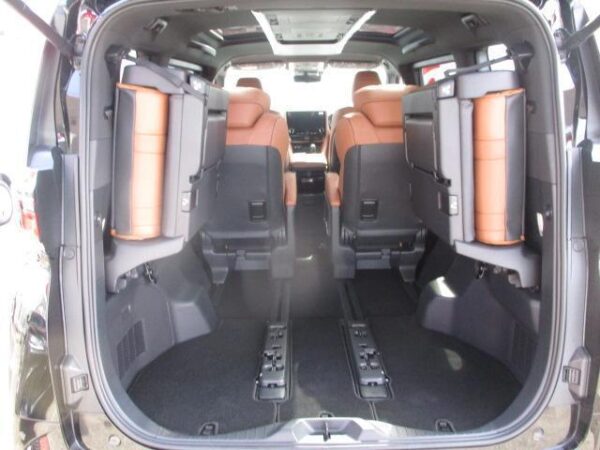 Ref:AUX-16630789 TOYOTA VELLFIRE 2024 - Image 12