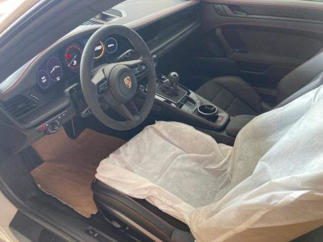 Ref:AUX-16686073 PORSCHE 911 2024 - Image 6