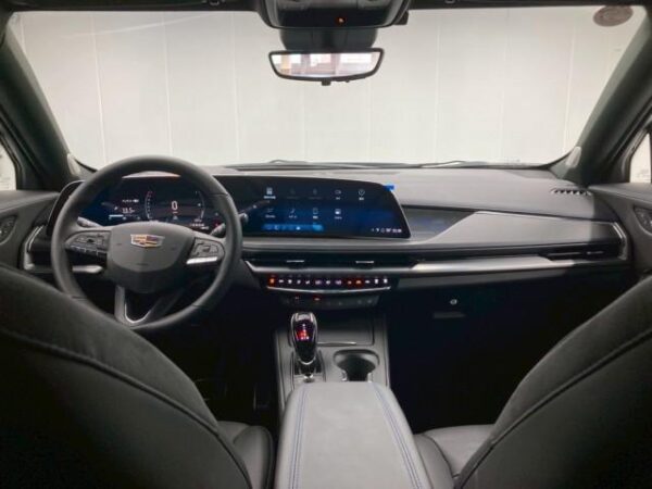 Ref:AUX-16768958 CADILLAC CADILLAC XT4 2025 - Image 2