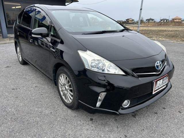 Ref:AUX-16914863 TOYOTA PRIUS ALPHA 2012 - Image 12