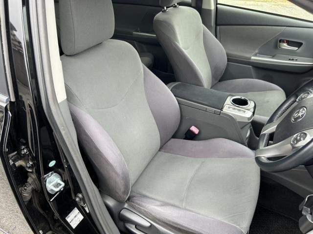 Ref:AUX-16914863 TOYOTA PRIUS ALPHA 2012 - Image 6