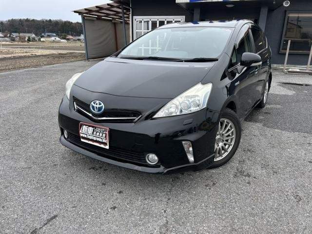 Ref:AUX-16914863 TOYOTA PRIUS ALPHA 2012