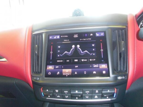 Ref:AUX-16998797 MASERATI LEVANTE 2022 - Image 12