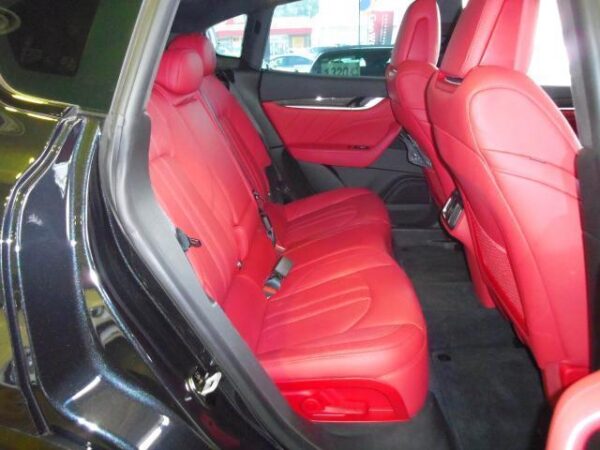 Ref:AUX-16998797 MASERATI LEVANTE 2022 - Image 18