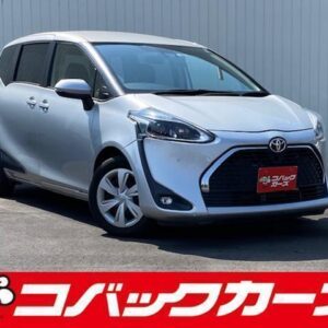 2019 Toyota Sienta silver gasoline used car Japan export