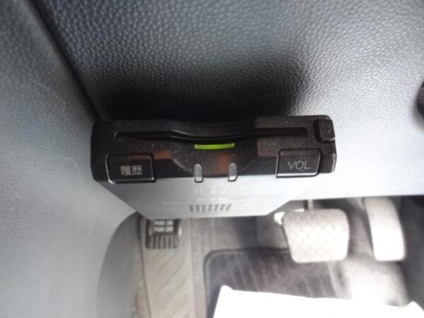 Ref:AUX-17100599 MAZDA MPV 2010 - Image 13