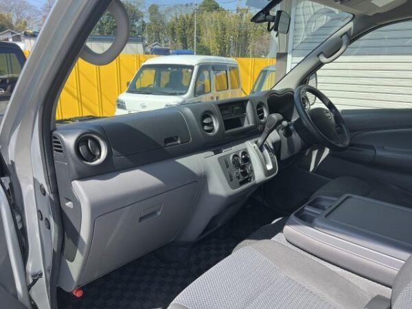 Ref:AUX-17201717 NISSAN NV350CARAVAN VAN 2018 - Image 18