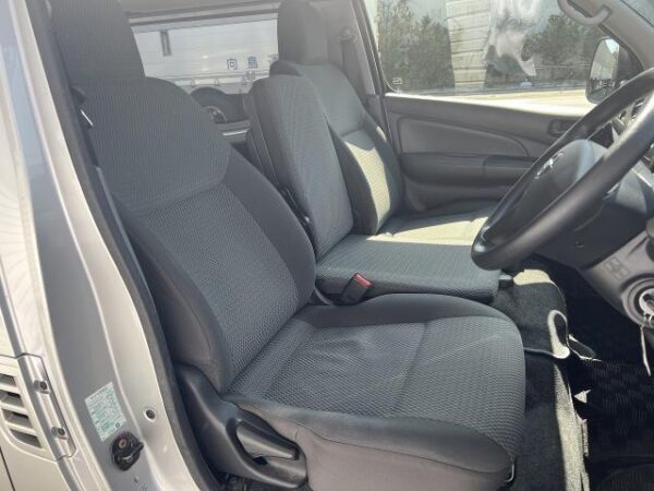 Ref:AUX-17201717 NISSAN NV350CARAVAN VAN 2018 - Image 20