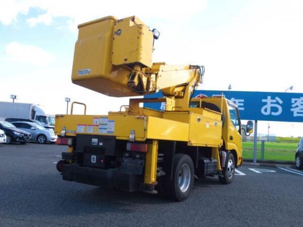 Ref:AUX-17316317 HINO DUTRO 2011 - Image 2
