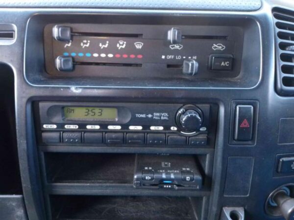 Ref:AUX-17316317 HINO DUTRO 2011 - Image 13