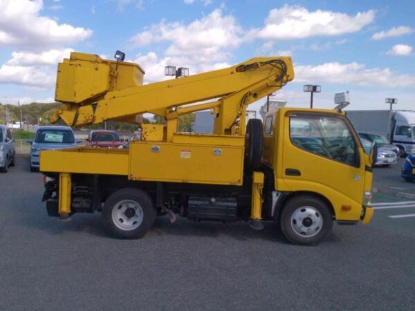 Ref:AUX-17316317 HINO DUTRO 2011 - Image 6